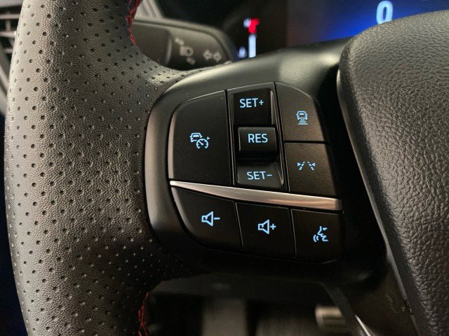 Certified 2023 Ford Escape ST-Line Select AWD/4WD image 19