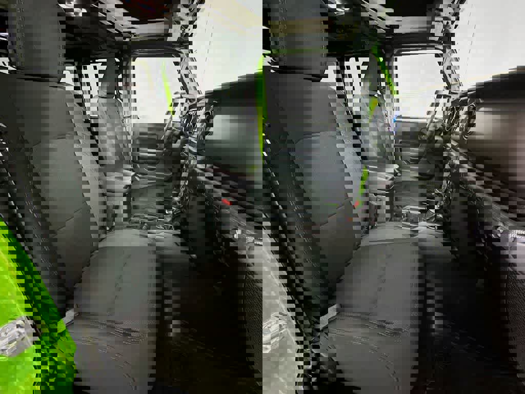 Used 2019 Jeep Wrangler Unlimited Sport S image 17