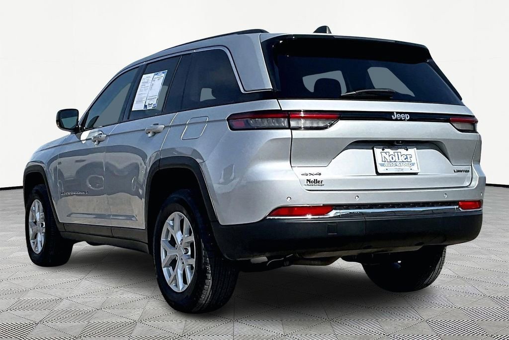 Used 2023 Jeep Grand Cherokee Limited AWD/4WD image 13