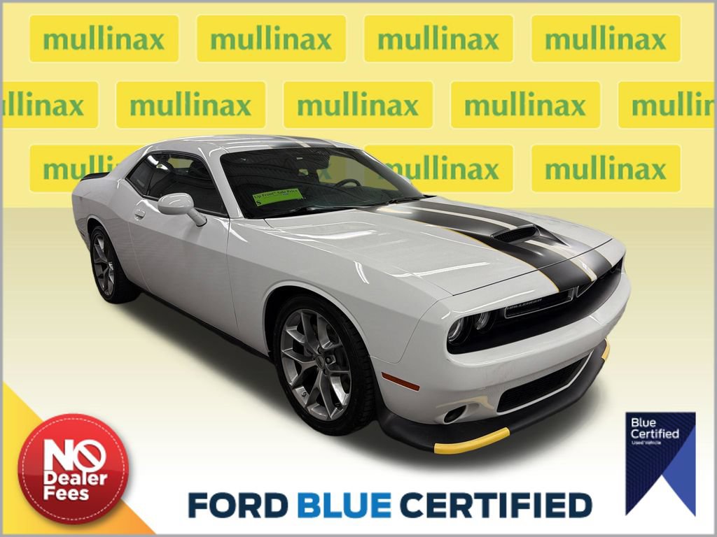 Used 2023 Dodge Challenger GT RWD image 1