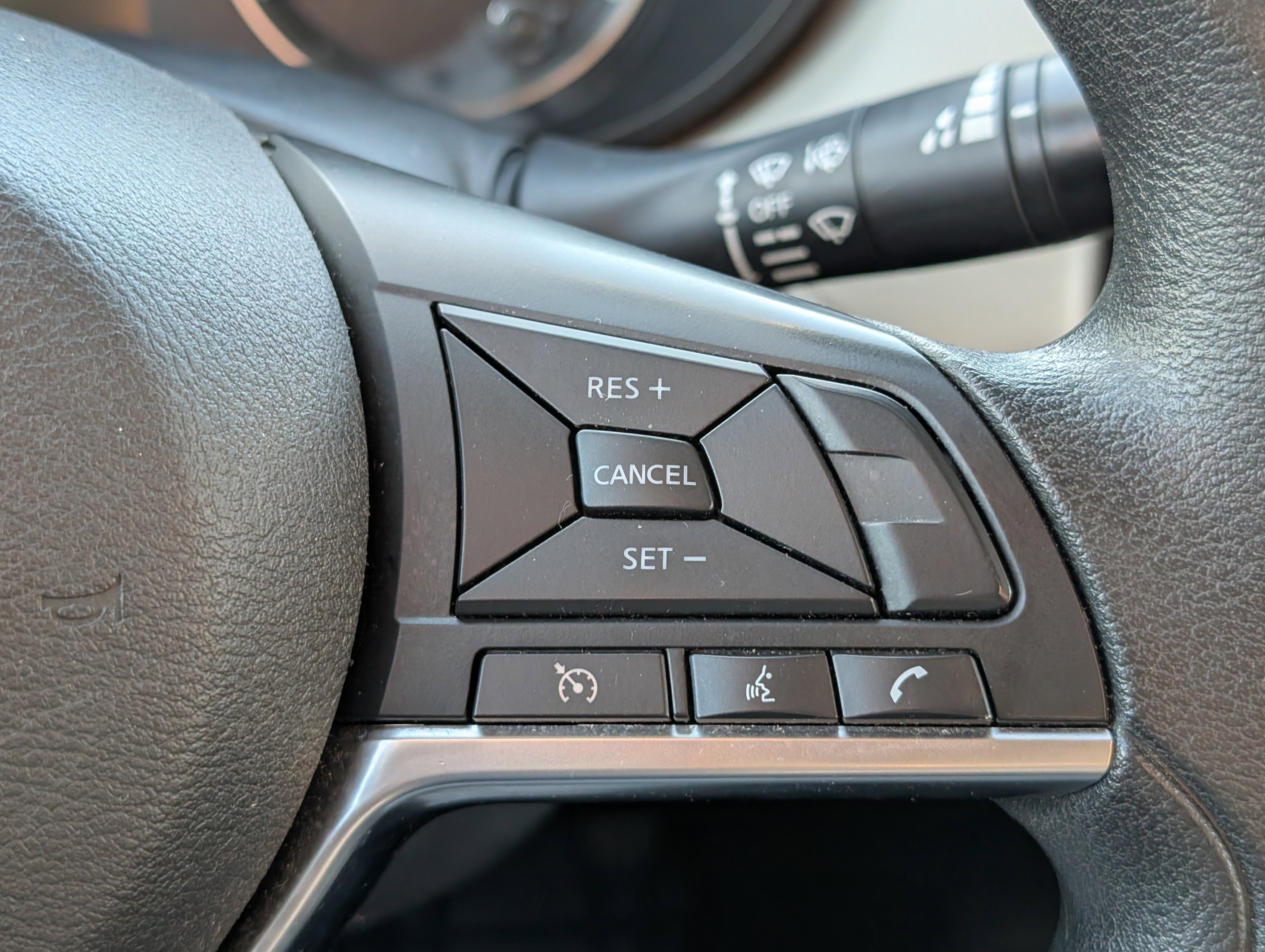 Used 2021 Nissan Versa SV image 22