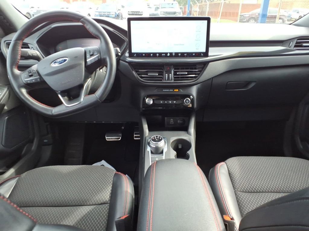 Certified 2024 Ford Escape ST-Line w/ Tech Pack #1 image 12