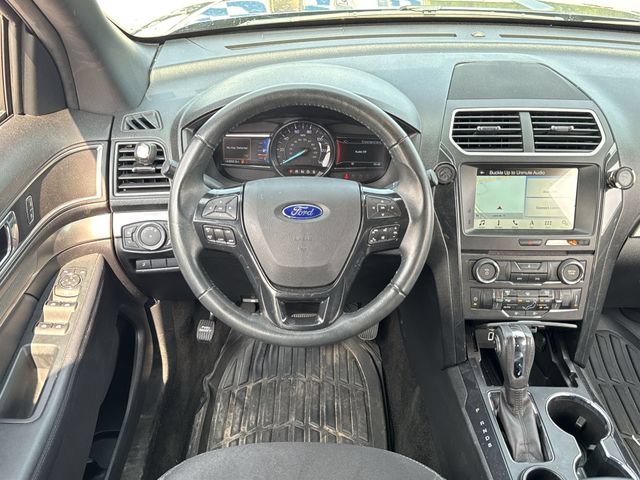 Certified 2018 Ford Explorer XLT w/ Equipment Group 201A FWD image 14