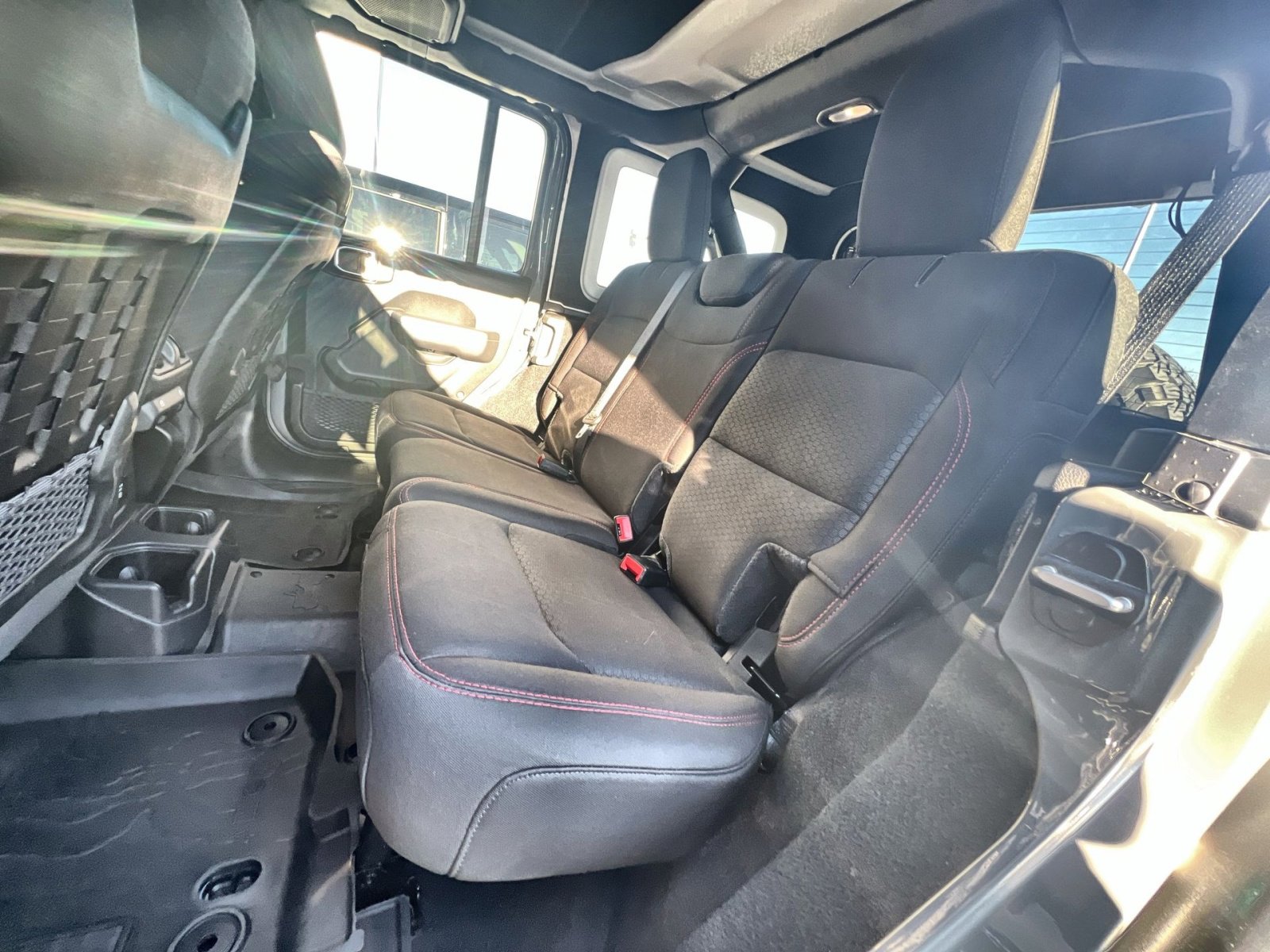 Used 2023 Jeep Wrangler Unlimited Rubicon w/ Steel Bumper Group image 24