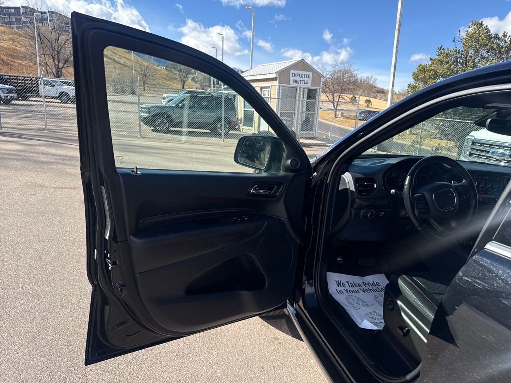 Used 2024 Dodge Durango GT image 9