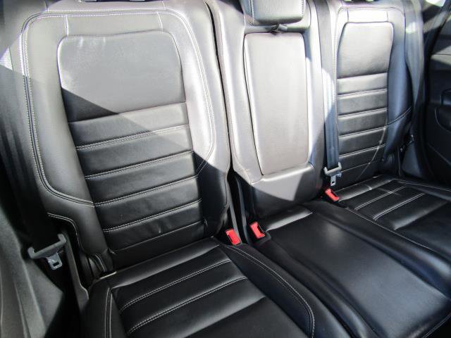 Certified 2019 Ford Escape Titanium image 12