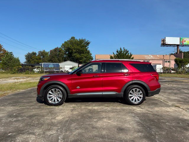 Certified 2022 Ford Explorer King Ranch w/ Class IV Trailer Tow Package AWD/4WD image 6