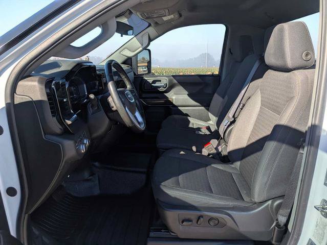 Used 2025 GMC Sierra 3500 SLE w/ SLE Convenience Package AWD/4WD image 18