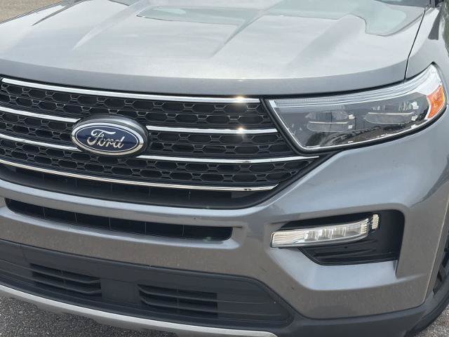 Certified 2024 Ford Explorer XLT w/ Equipment Group 202A AWD/4WD image 11