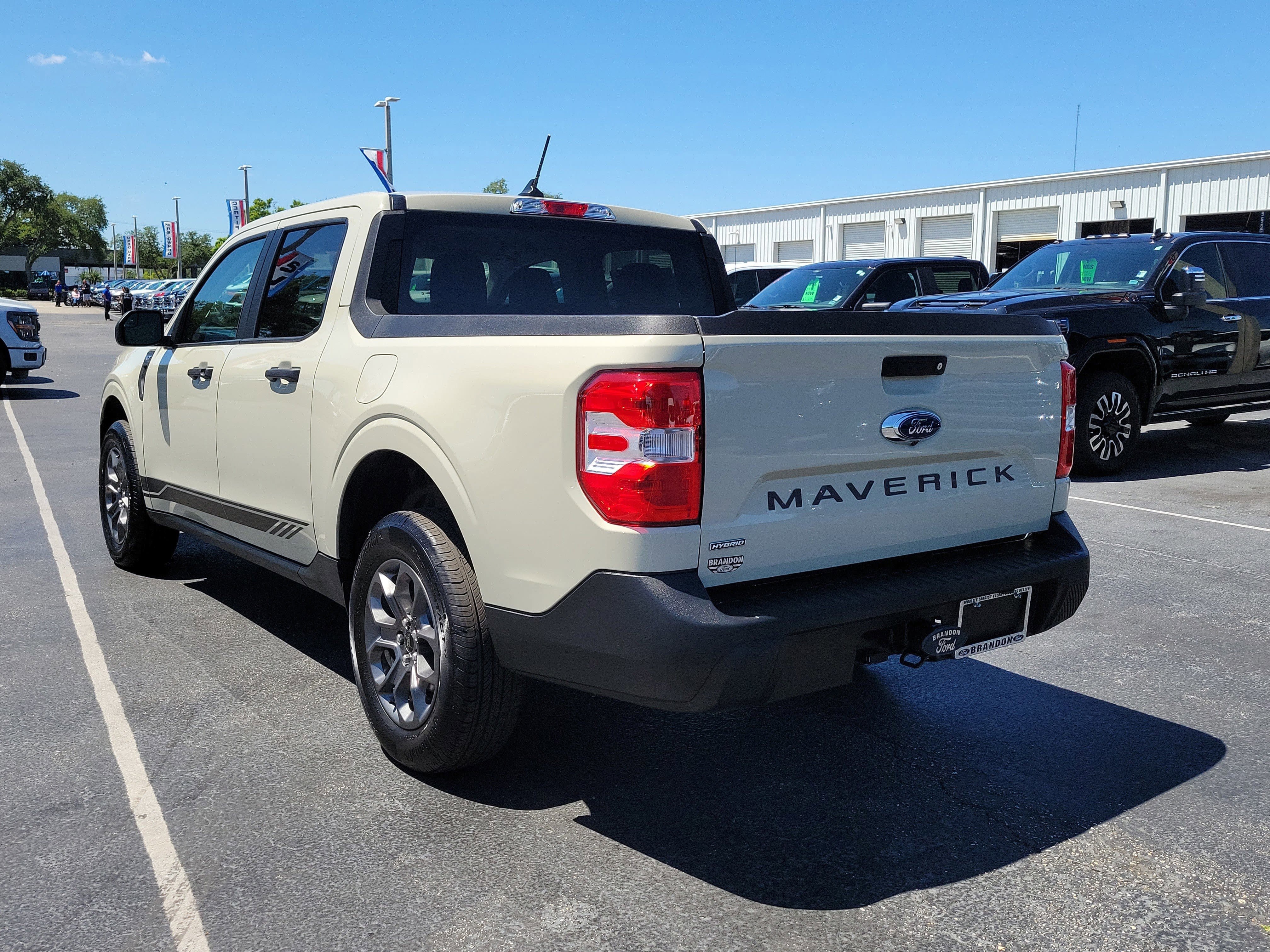 Certified 2024 Ford Maverick XLT FWD image 7