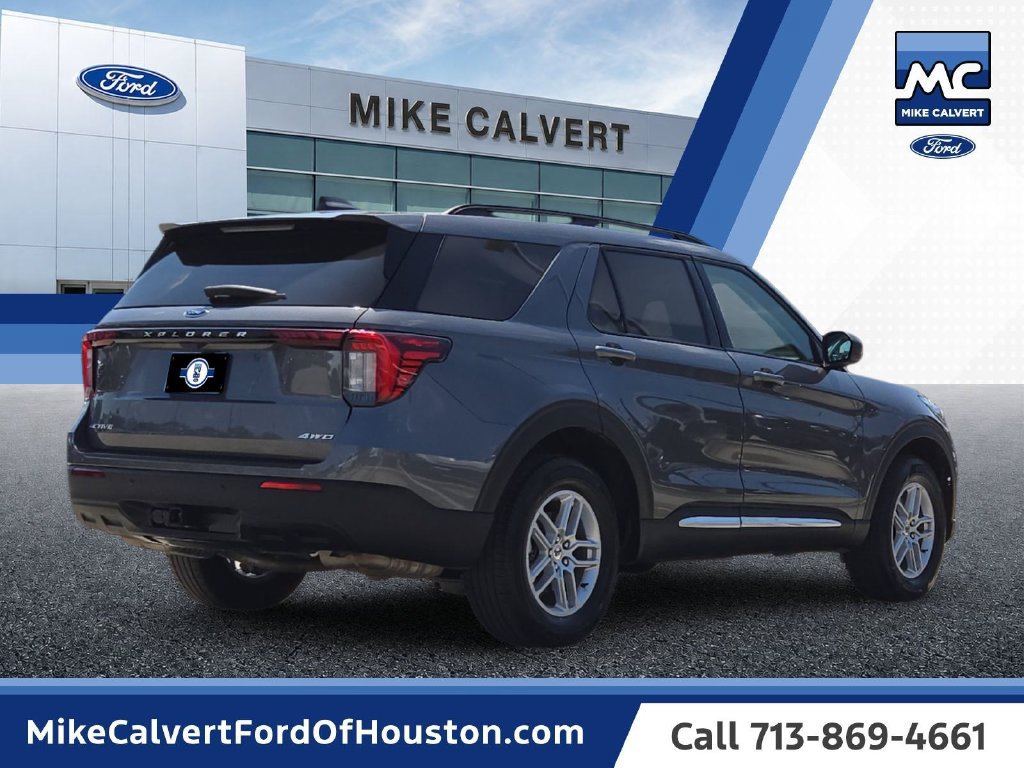 Certified 2025 Ford Explorer Active AWD/4WD image 5