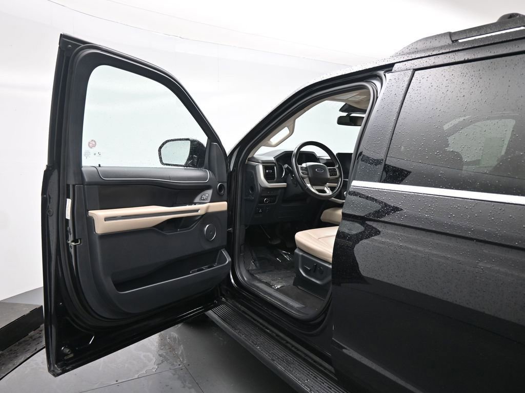 Certified 2024 Ford Expedition Max XLT image 36