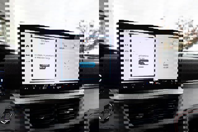 Certified 2025 Ford Explorer ST-Line image 20