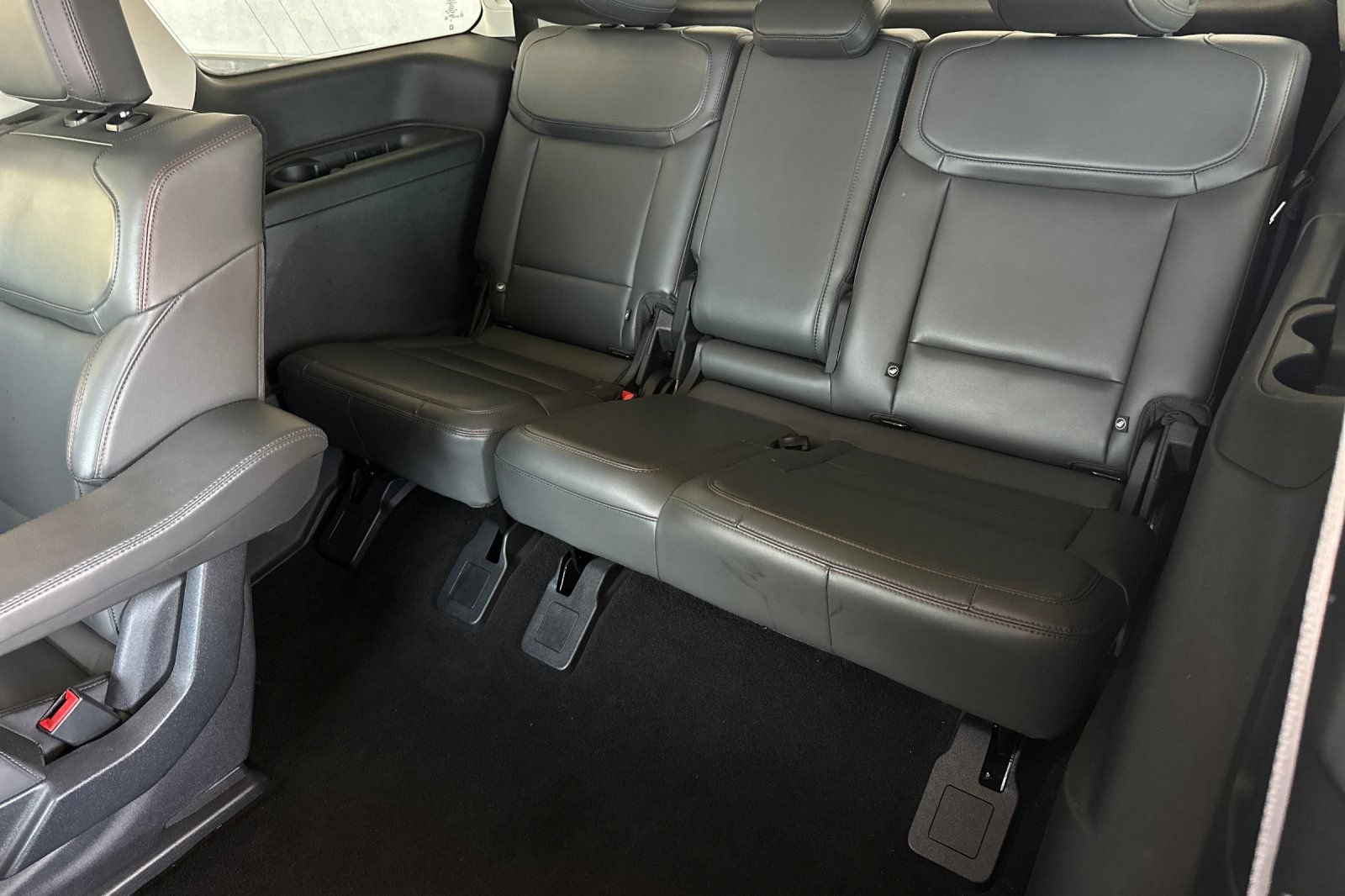 Certified 2025 Ford Expedition Active AWD/4WD image 14