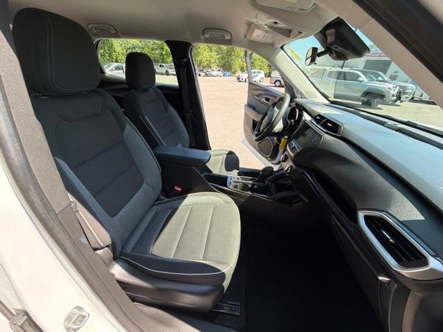Used 2023 Chevrolet TrailBlazer LS FWD image 20