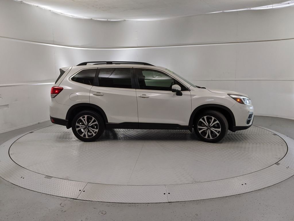 Used 2020 Subaru Forester Limited w/ Popular Package #3 image 2