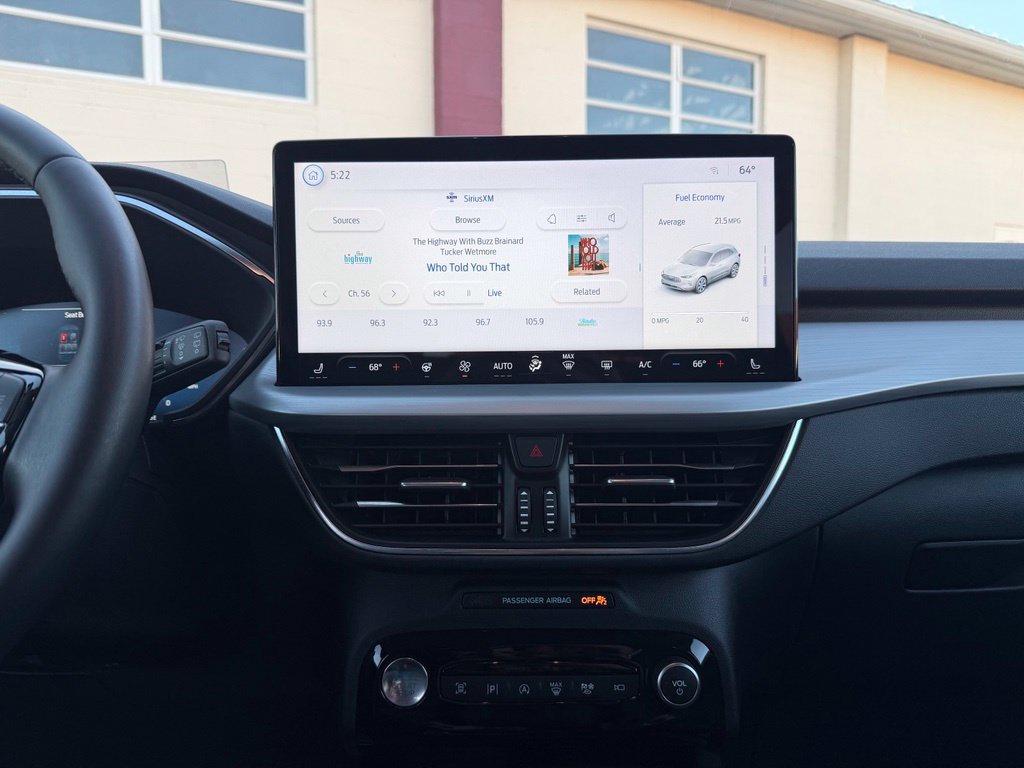 Certified 2023 Ford Escape Platinum w/ Premium Technology Package AWD/4WD image 17