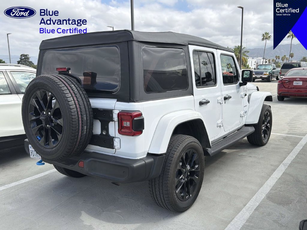 Used 2023 Jeep Wrangler Unlimited Sahara w/ Safety Group AWD/4WD image 13