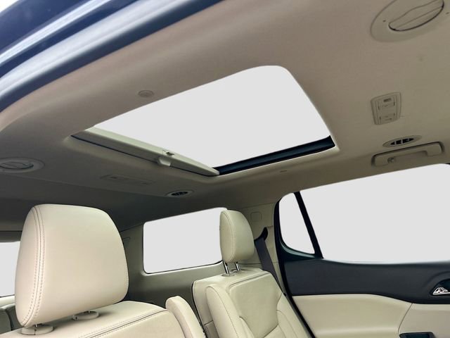 Used 2019 GMC Acadia Denali w/ Technology Package AWD/4WD image 37