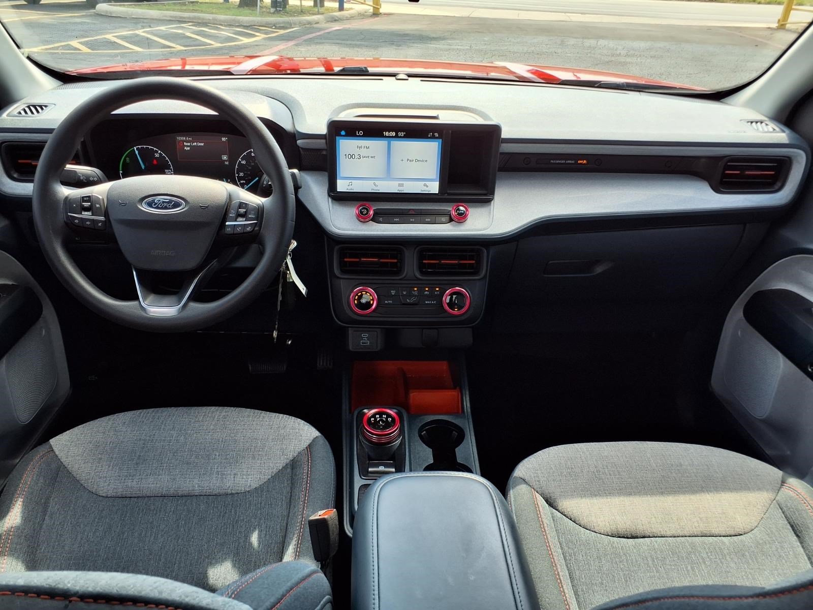 Certified 2024 Ford Maverick XLT FWD image 11