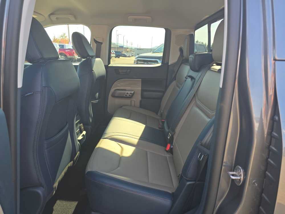 Certified 2025 Ford Maverick Lariat AWD/4WD image 16