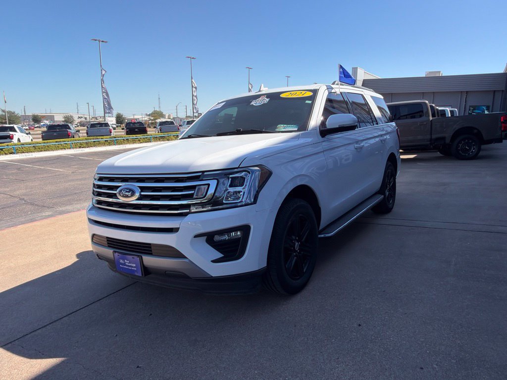 Certified 2021 Ford Expedition XLT RWD image 4