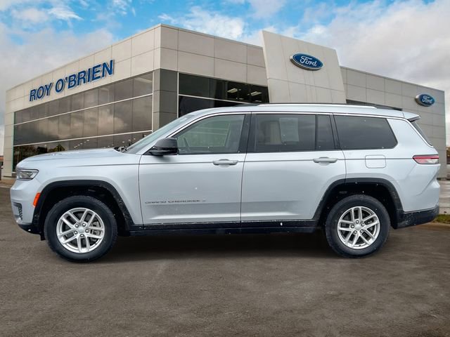 Used 2022 Jeep Grand Cherokee L Laredo w/ Luxury Tech Group I image 2
