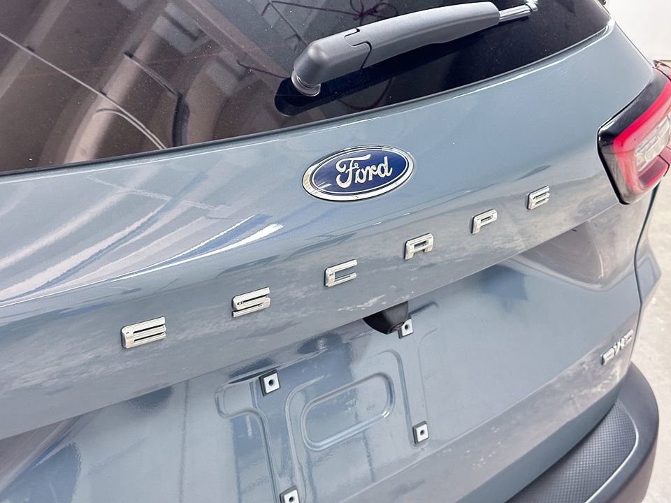 Certified 2025 Ford Escape ST-Line image 16
