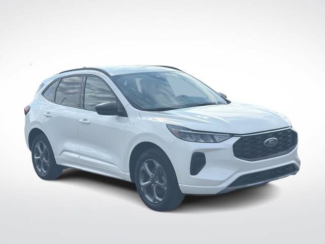 Certified 2024 Ford Escape ST-Line w/ Tech Pack #1 AWD/4WD image 2