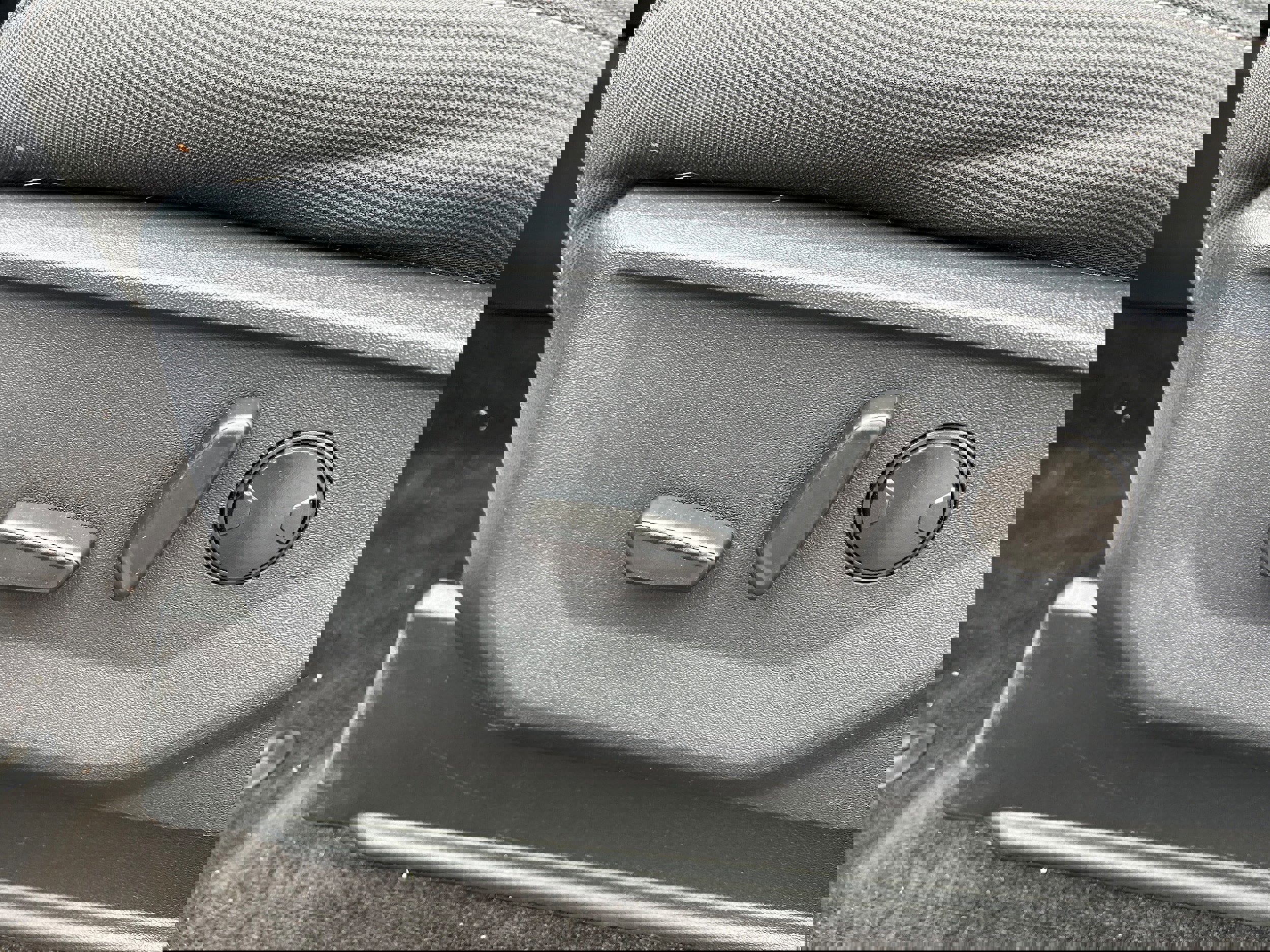 Certified 2023 Ford F150 XLT w/ Equipment Group 302A High image 11