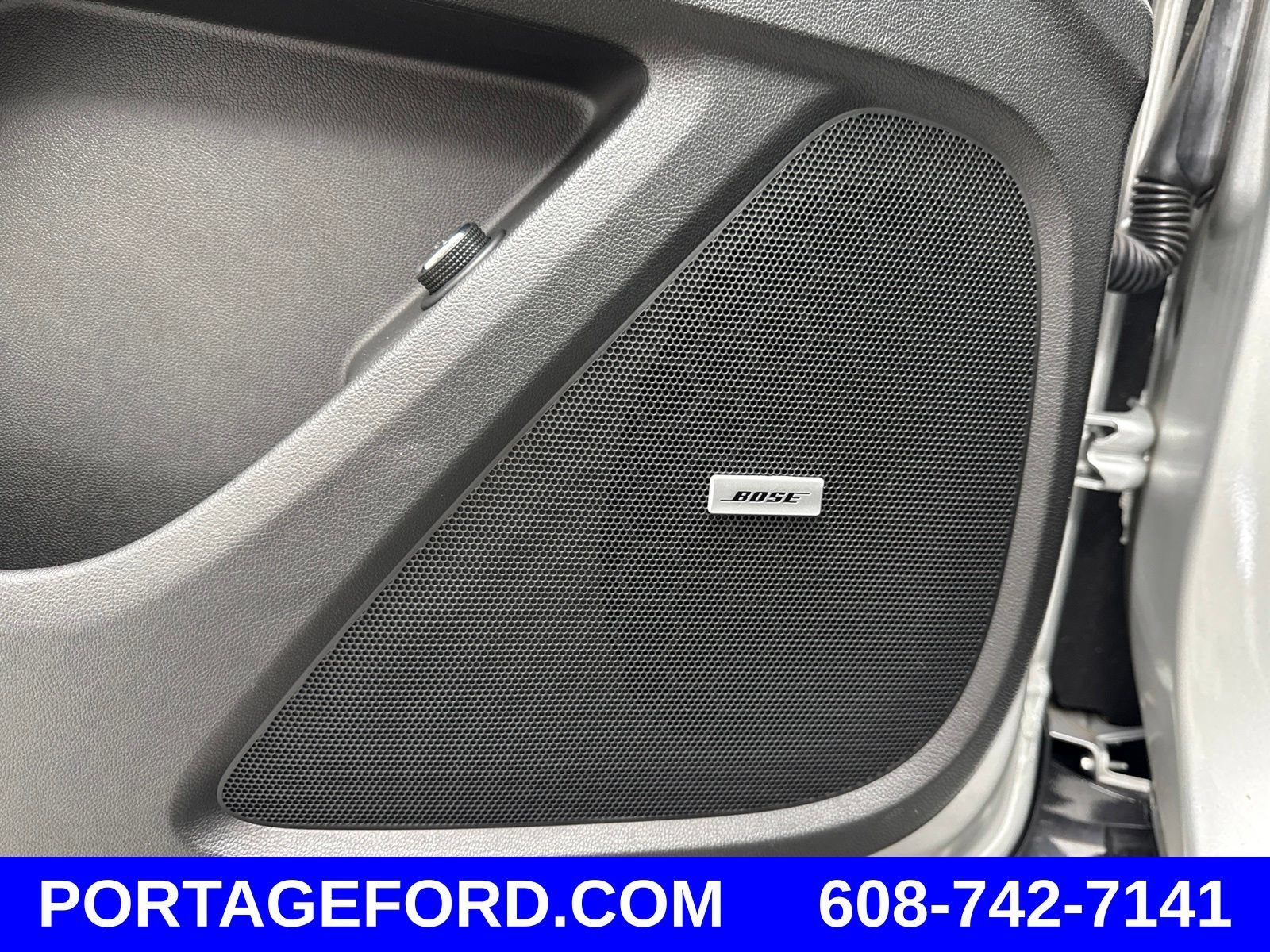 Used 2022 Chevrolet Traverse Premier w/ Redline Edition AWD/4WD image 14