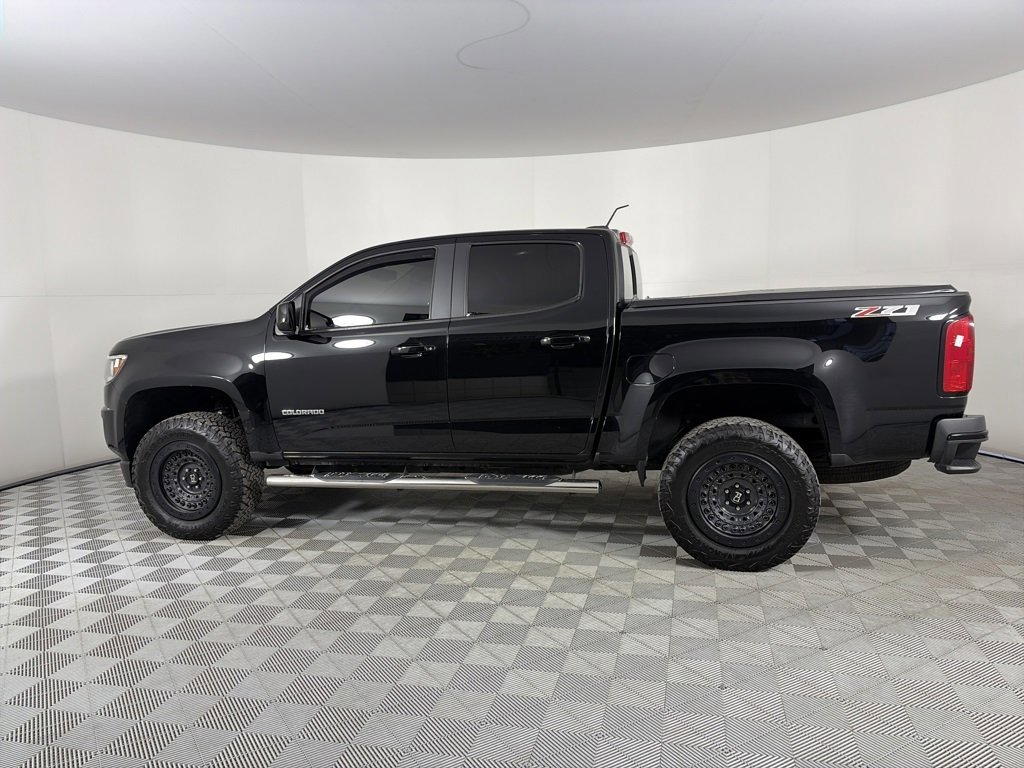 Used 2019 Chevrolet Colorado Z71 w/ LPO, Premium Interior Package image 2