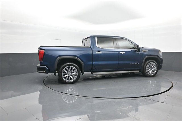Used 2022 GMC Sierra 1500 Denali w/ Denali Reserve Package image 8