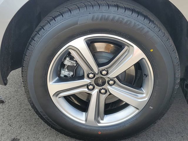 Certified 2024 Ford Edge SEL w/ Convenience Package AWD/4WD image 5