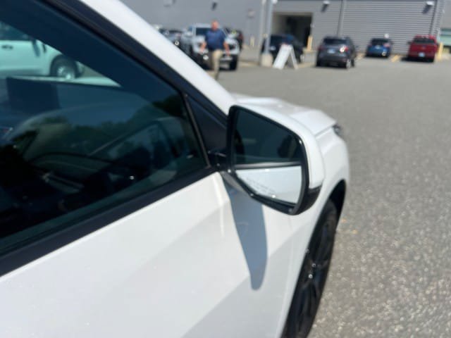 Used 2025 Acura RDX SH-AWD image 35