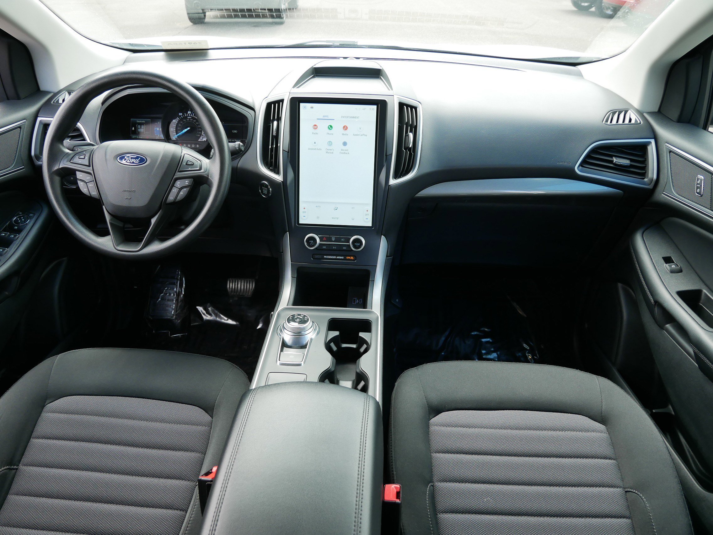 Certified 2022 Ford Edge SE w/ Black Appearance Package AWD/4WD image 10