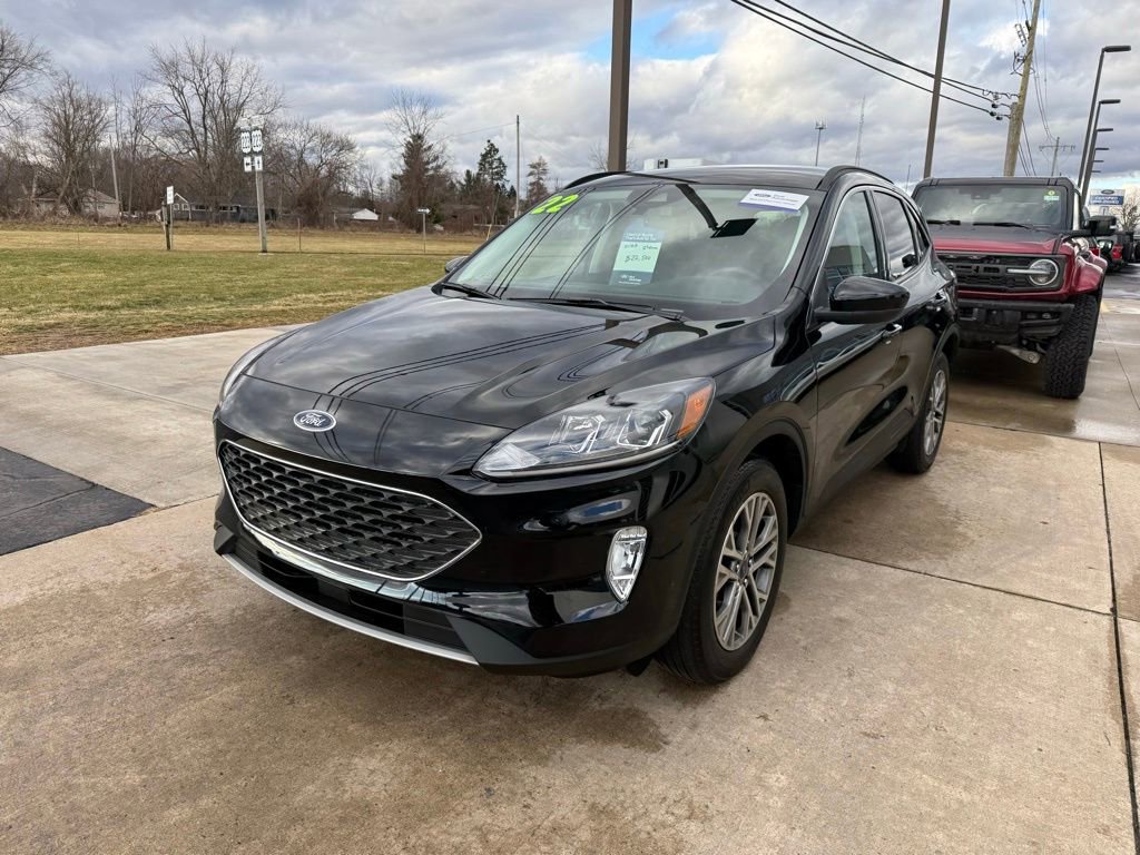 Certified 2022 Ford Escape SEL image 2