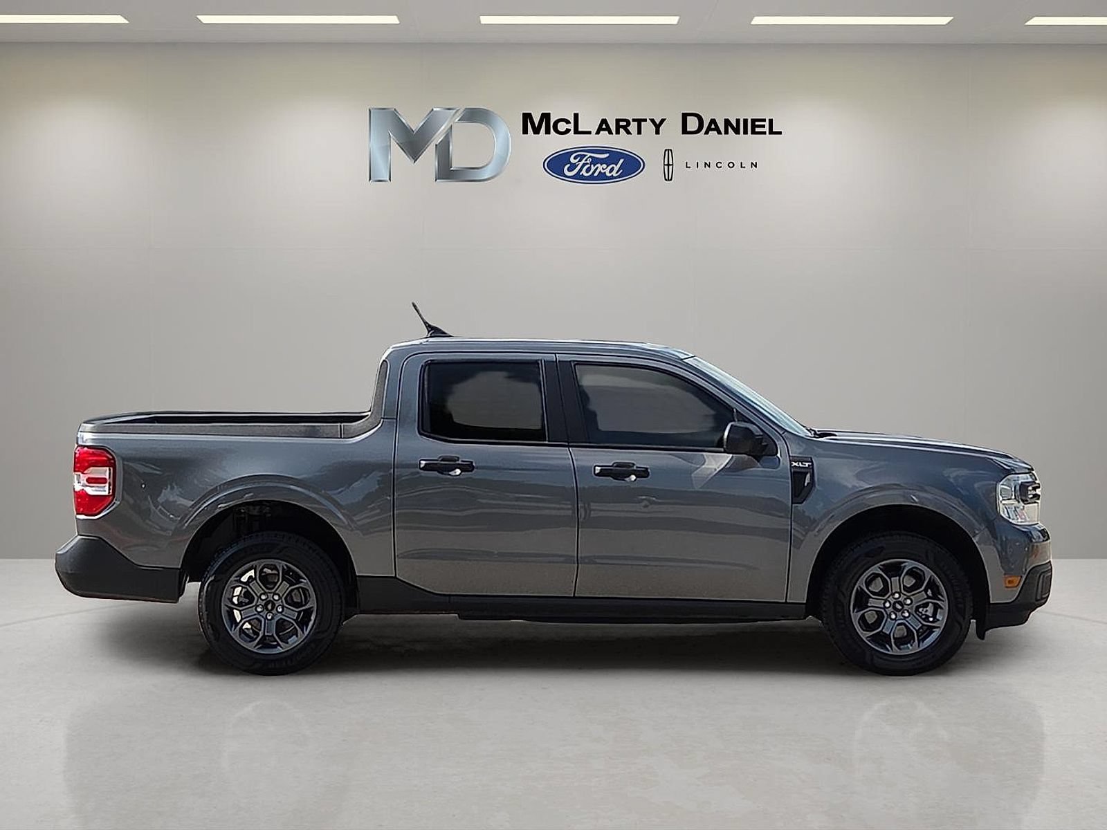 Certified 2022 Ford Maverick XLT FWD image 6
