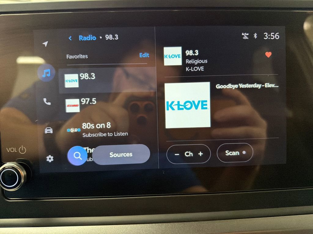 Used 2025 Toyota 4Runner SR5 RWD image 25