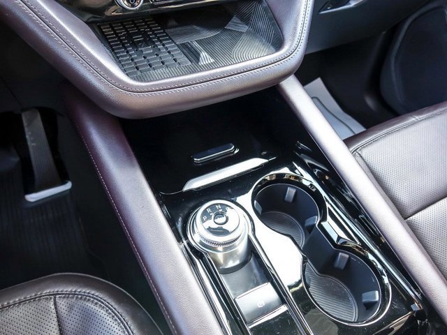 Certified 2025 Ford Explorer Platinum w/ Ultimate Package image 27