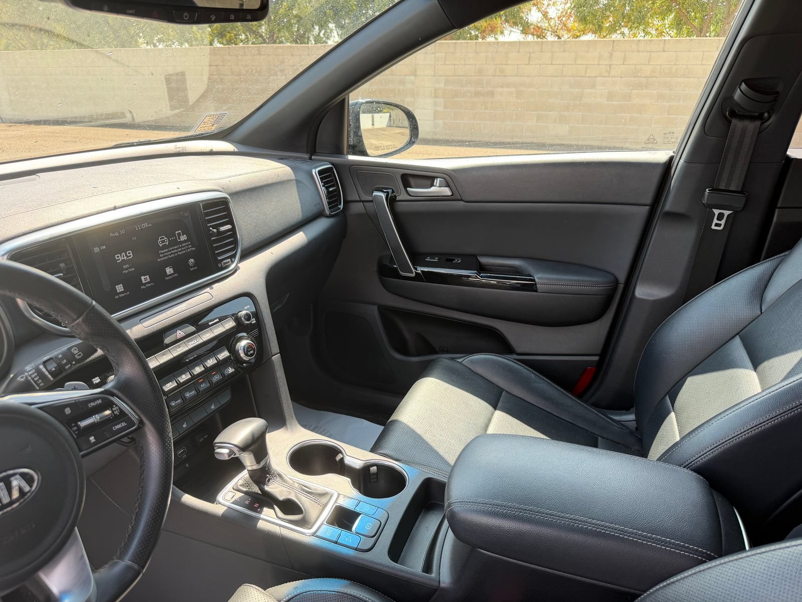 Used 2022 Kia Sportage Nightfall Edition w/ Nightfall Fwd Premium Package image 10