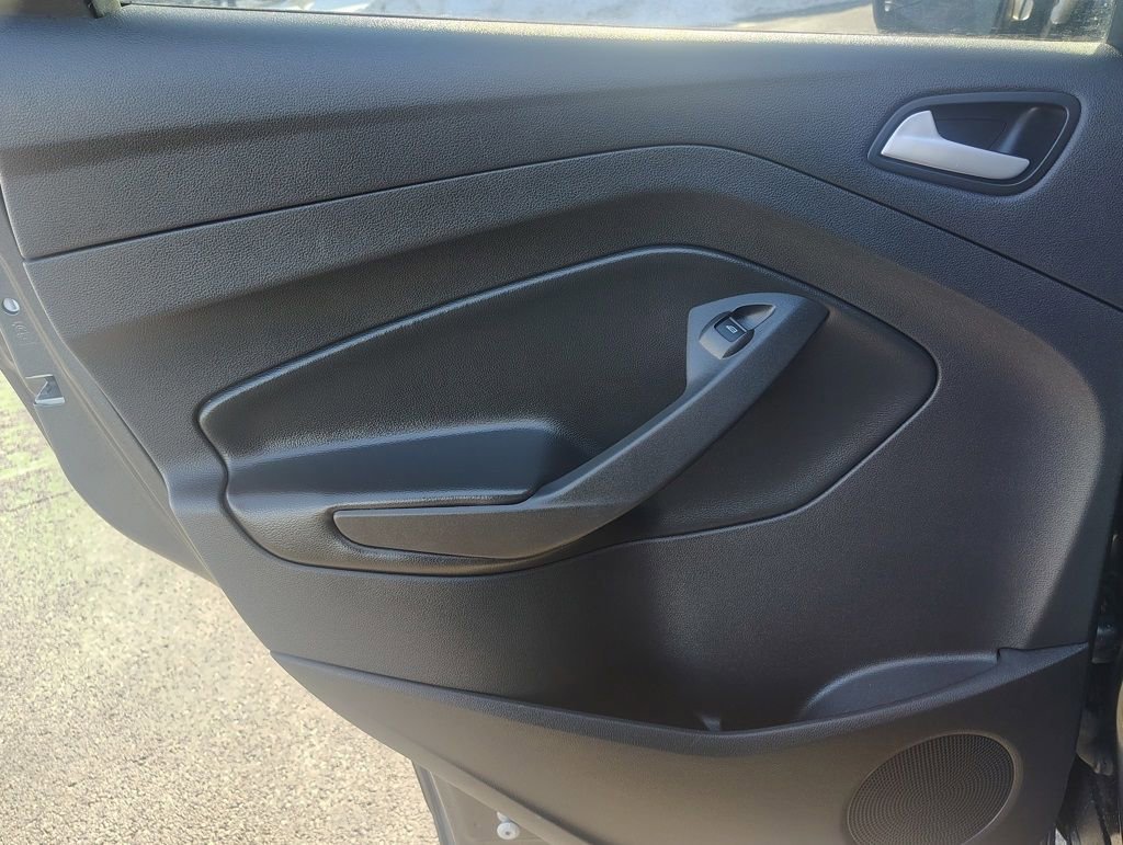 Certified 2018 Ford Escape SE image 24