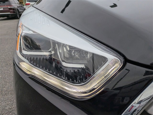 Certified 2019 Ford Escape Titanium image 10