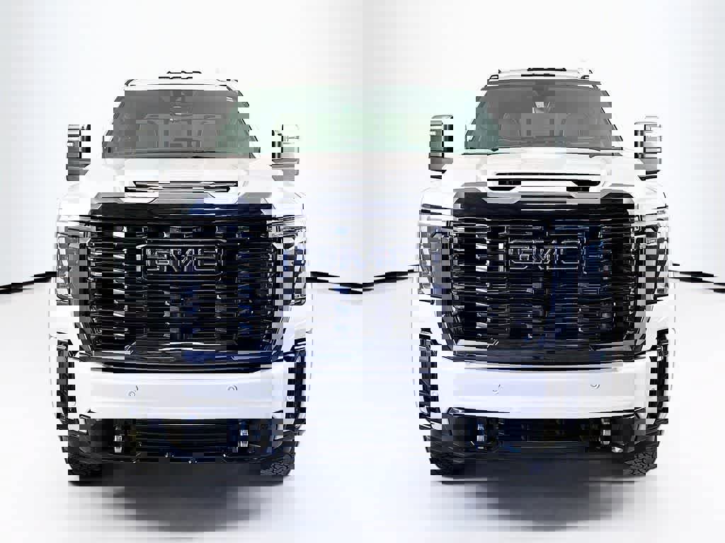 Used 2024 GMC Sierra 2500 Denali Ultimate image 8