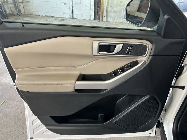 Certified 2023 Ford Explorer XLT w/ Equipment Group 202A AWD/4WD image 13