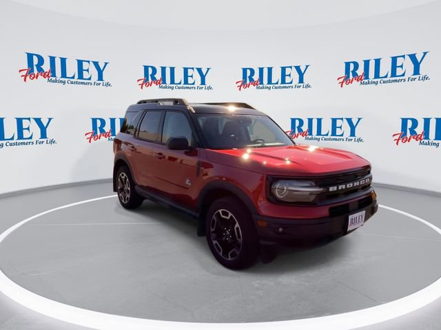 Certified 2024 Ford Bronco Sport Outer Banks w/ Tech Package image 8