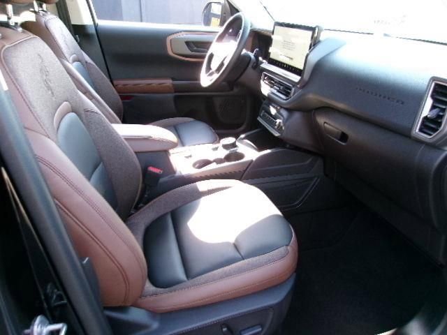 Certified 2025 Ford Bronco Sport Outer Banks w/ Outer Banks Tech Package+ AWD/4WD image 4