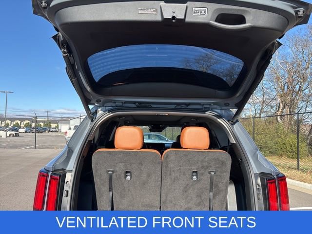 Used 2023 Kia Sorento SX Prestige image 12