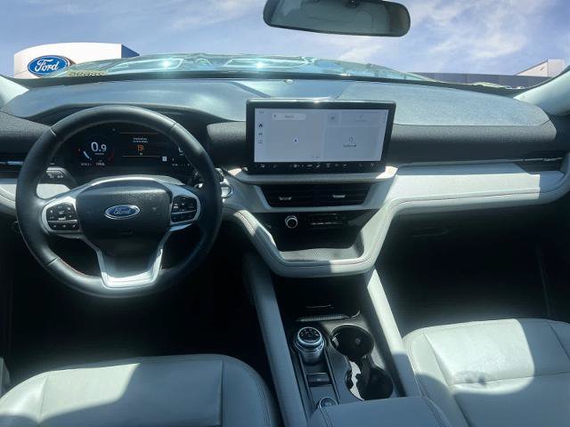 Certified 2025 Ford Explorer Active w/ Active Comfort Package RWD image 12
