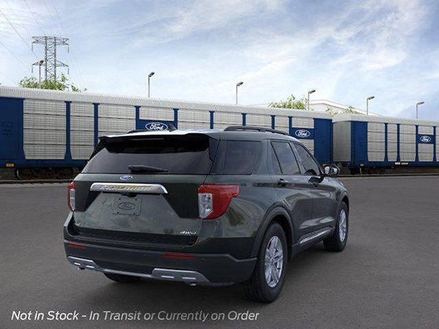 Certified 2022 Ford Explorer XLT w/ Equipment Group 202A AWD/4WD image 8